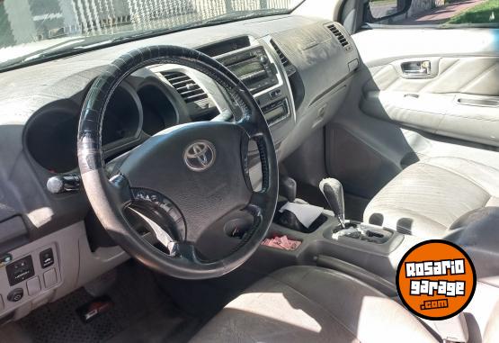 Camionetas - Toyota Hilux SRV 2008 Diesel 350000Km - En Venta