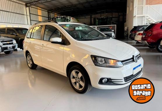Autos - Volkswagen Suran Comfortline 2016 Nafta 140000Km - En Venta