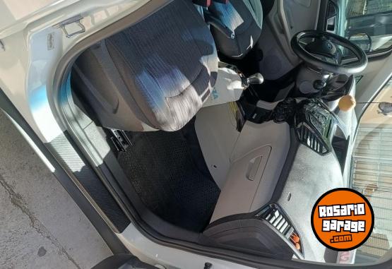 Camionetas - Ford Ecosport titanium 2017 GNC 70000Km - En Venta