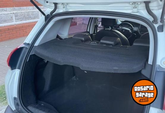 Autos - Peugeot 2008 Sport THP 2018 Nafta 182000Km - En Venta