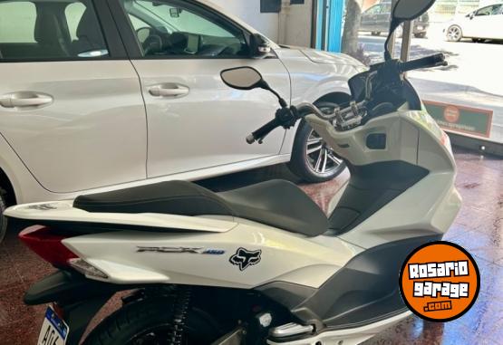 Motos - Honda PCX 2018 Nafta 19000Km - En Venta