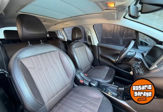 Autos - Peugeot 2008 2019 Nafta 99500Km - En Venta