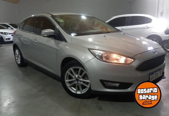 Autos - Ford FOCUS S 2016 Nafta 130000Km - En Venta
