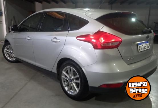 Autos - Ford FOCUS S 2016 Nafta 130000Km - En Venta