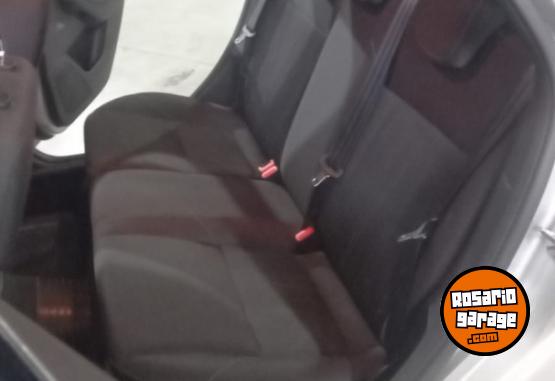 Autos - Ford FOCUS S 2016 Nafta 130000Km - En Venta