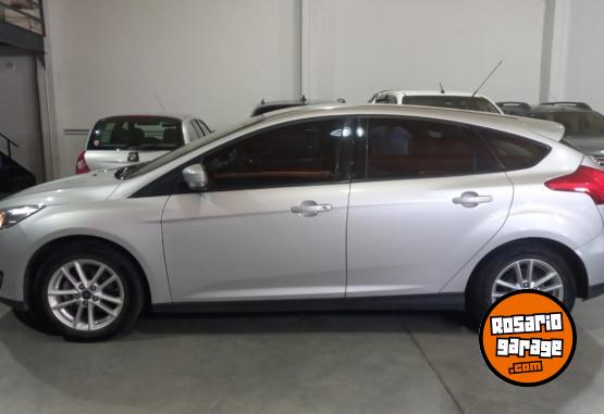 Autos - Ford FOCUS S 2016 Nafta 130000Km - En Venta