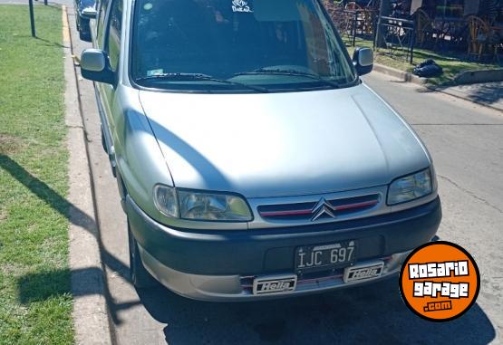 Utilitarios - Citroen BERLINGO MULTIESPACE 2009 Diesel 235Km - En Venta