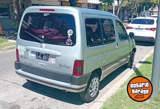 Utilitarios - Citroen BERLINGO MULTIESPACE 2009 Diesel 235Km - En Venta