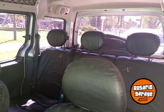 Utilitarios - Citroen BERLINGO MULTIESPACE 2009 Diesel 235Km - En Venta