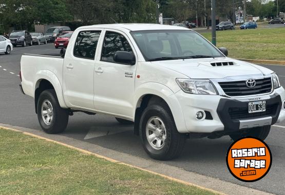 Camionetas - Toyota Hilux 2014 Diesel 224000Km - En Venta