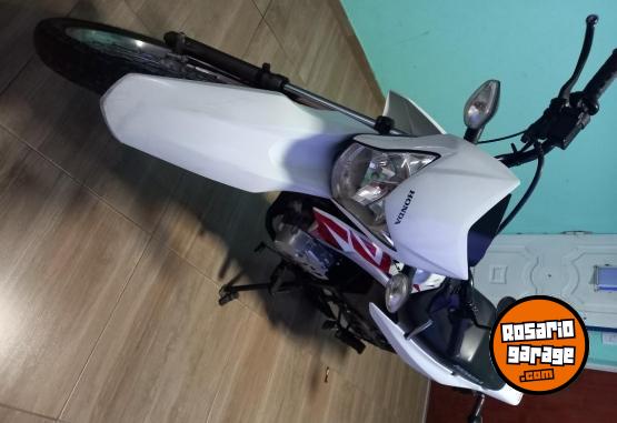Motos - Honda XR 150L 2016 Nafta 1111Km - En Venta