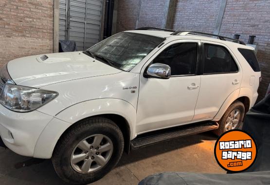 Camionetas - Toyota sw4 srv 2011 Diesel 150600Km - En Venta