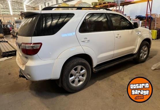 Camionetas - Toyota sw4 srv 2011 Diesel 150600Km - En Venta