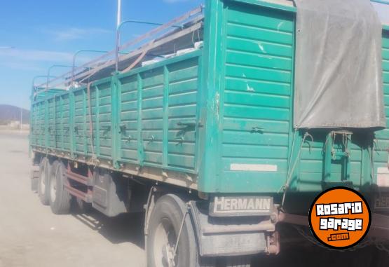 Camiones y Gras - Iveco Eurotech 370 + acoplado Hermann 9.30 - En Venta