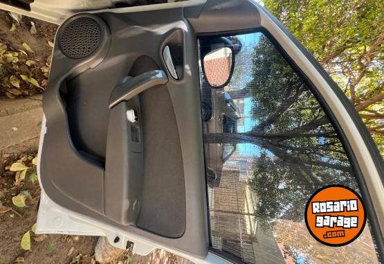 Autos - Fiat Palio attractive 1.4 2013 Nafta 108000Km - En Venta