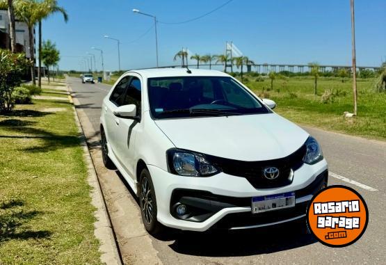 Autos - Toyota Etios XLS PACK 1.5 6 M/T 2023 Nafta 91500Km - En Venta