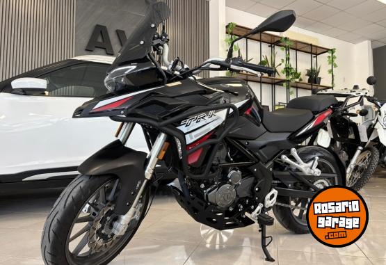 Motos - Benelli TRK 251 2021 Nafta 1100Km - En Venta