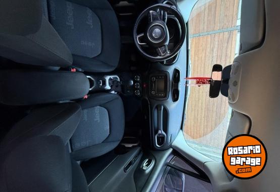 Camionetas - Chrysler JEEP RENEGADE 2017 Nafta 105000Km - En Venta