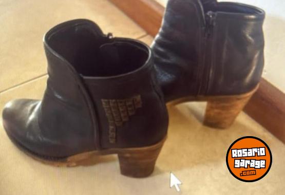 Indumentaria - Botas de cuero - En Venta