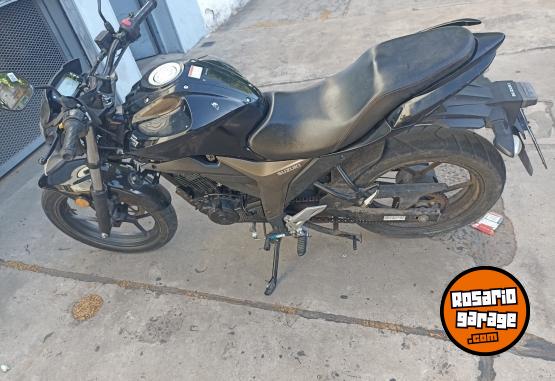 Motos - Suzuki Gixxer 150 2017 Nafta 24780Km - En Venta