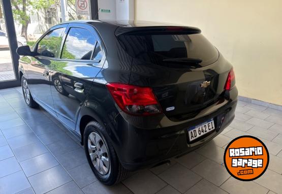 Autos - Chevrolet ONIX JOY + 2019 GNC 30000Km - En Venta