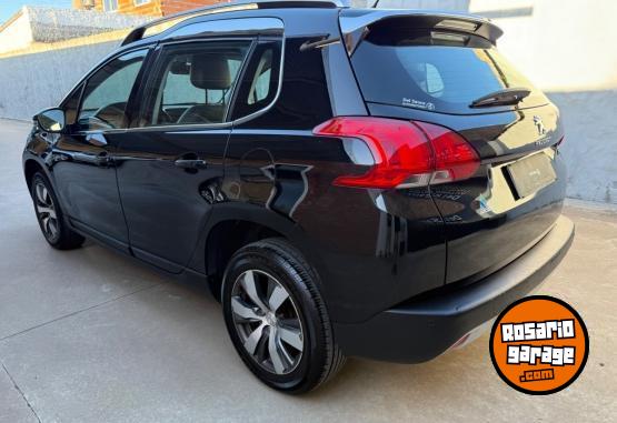 Autos - Peugeot 2008 2016 Nafta 108000Km - En Venta
