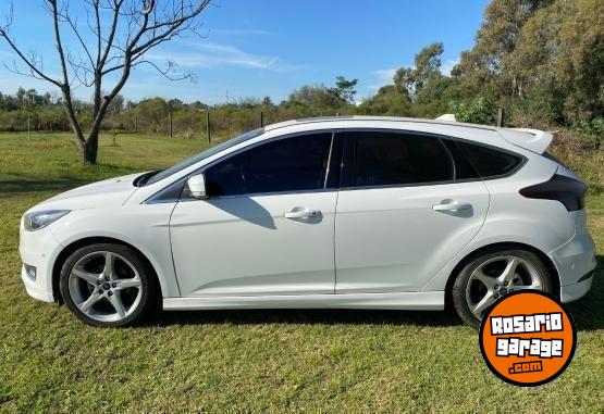 Autos - Ford Focus se plus 2018 Nafta 90000Km - En Venta