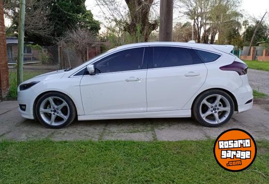 Autos - Ford Focus se plus 2018 Nafta 90000Km - En Venta