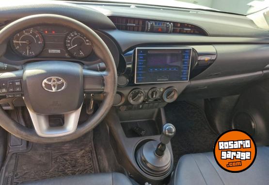 Camionetas - Toyota Hilux 2019 Diesel 110000Km - En Venta