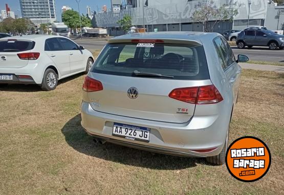 Autos - Volkswagen Golf Confortline 2017 Nafta 88000Km - En Venta