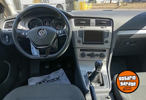 Autos - Volkswagen Golf Confortline 2017 Nafta 88000Km - En Venta