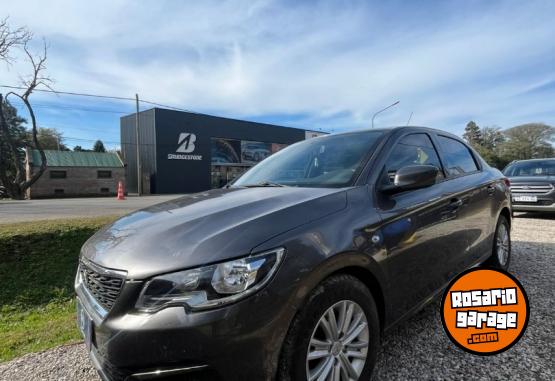 Autos - Peugeot 301 2018 Nafta 100000Km - En Venta