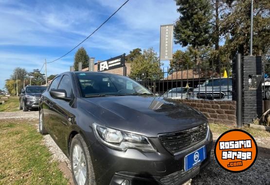 Autos - Peugeot 301 2018 Nafta 100000Km - En Venta