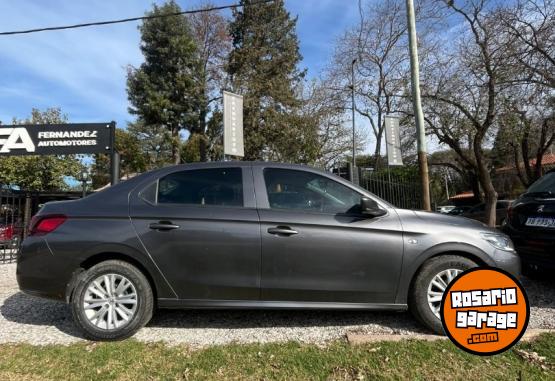 Autos - Peugeot 301 2018 Nafta 100000Km - En Venta
