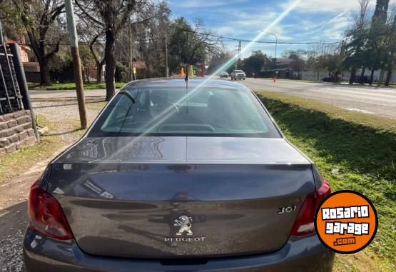Autos - Peugeot 301 2018 Nafta 100000Km - En Venta