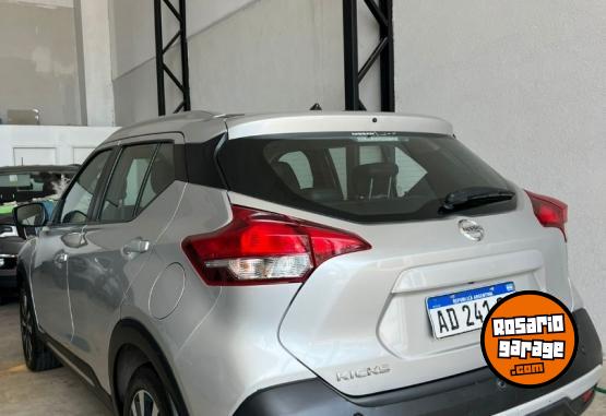 Autos - Nissan KICKS V-DRIVE 2018 Nafta 90000Km - En Venta