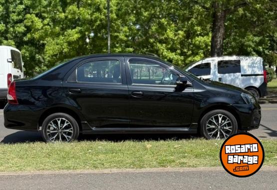 Autos - Toyota Etios 2019 Nafta 95000Km - En Venta