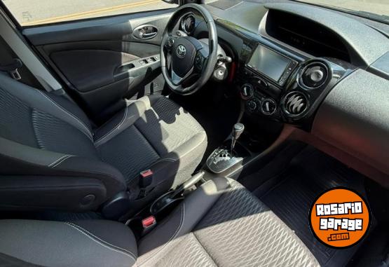 Autos - Toyota Etios 2019 Nafta 95000Km - En Venta