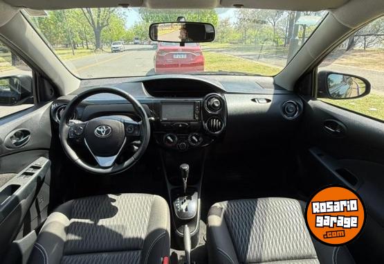 Autos - Toyota Etios 2019 Nafta 95000Km - En Venta