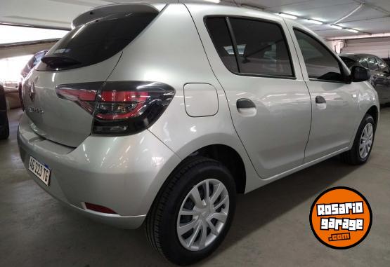 Autos - Renault Sandero Life 1.6 2023 Nafta 21900Km - En Venta