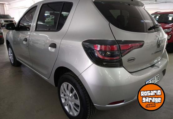 Autos - Renault Sandero Life 1.6 2023 Nafta 21900Km - En Venta