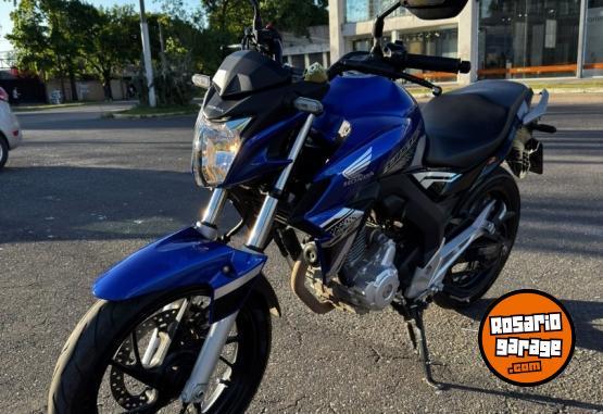 Motos - Honda Cb twister 250 2022 Nafta 9900Km - En Venta