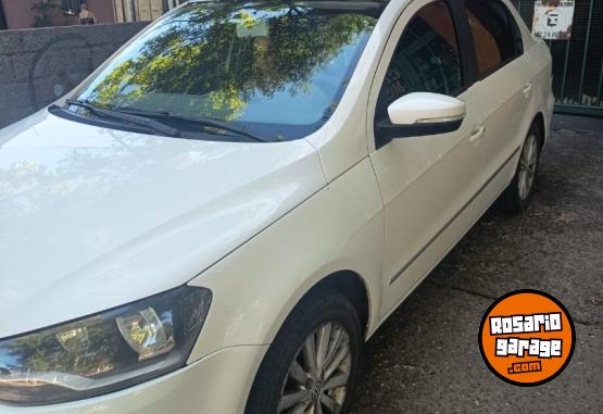 Autos - Volkswagen Voyage Highline 1.6 2016 Nafta 98000Km - En Venta