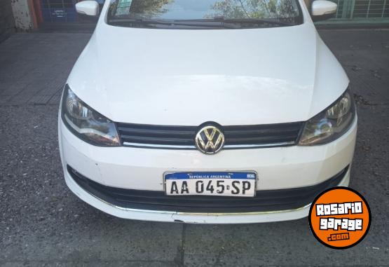 Autos - Volkswagen Voyage Highline 1.6 2016 Nafta 98000Km - En Venta