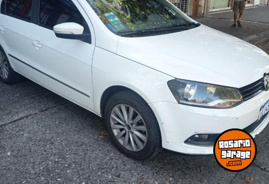 Autos - Volkswagen Voyage Highline 1.6 2016 Nafta 98000Km - En Venta