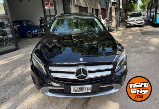 Autos - Mercedes Benz GLA 250 4 matic 2016 Nafta 115000Km - En Venta