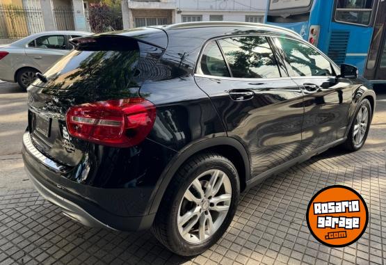 Autos - Mercedes Benz GLA 250 4 matic 2016 Nafta 115000Km - En Venta