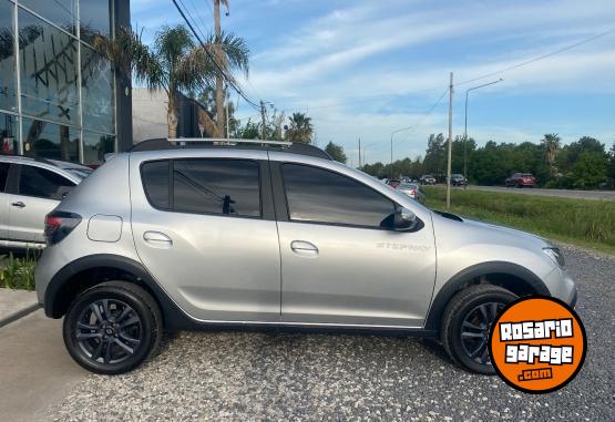 Autos - Renault Stepway Intens 1.6 2024 Nafta 32000Km - En Venta