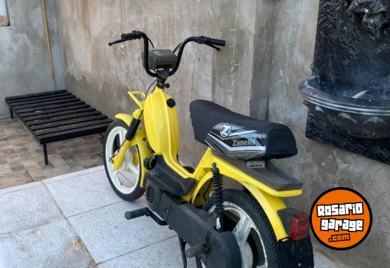 Motos - Zanella 1993 1993 Nafta 111111Km - En Venta