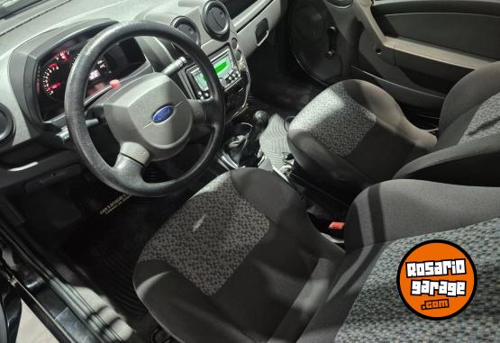 Autos - Ford Ka 1.0 con aire 2012 Nafta 106000Km - En Venta